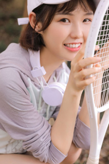 美女露0的奶头无档